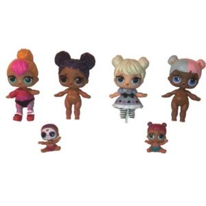 LOL surprise doll. 4 tot + 2 lil sister lot. MGA